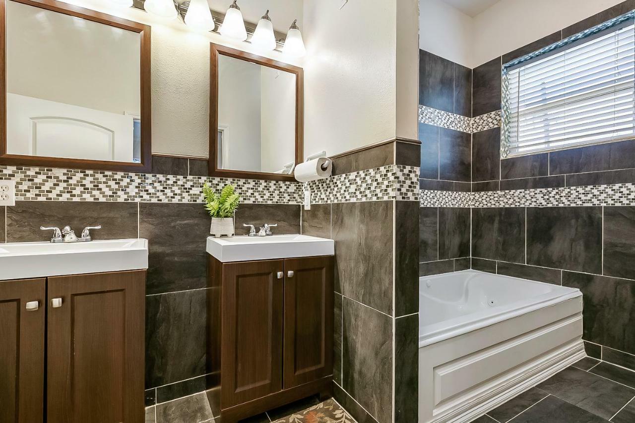 Spacious 4Bd Luxury Penthouse With Balcony New Orleans Exteriör bild